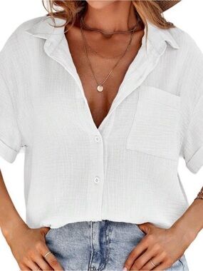 SHEIN White Short-Sleeve Button Front Pocket Blouse